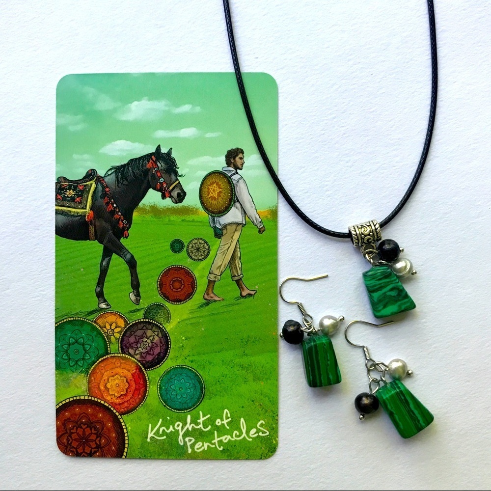 Sheila ~Knight of Pentacles~ Malachite & Fresh Water Pearls Pendant+Earrings Set